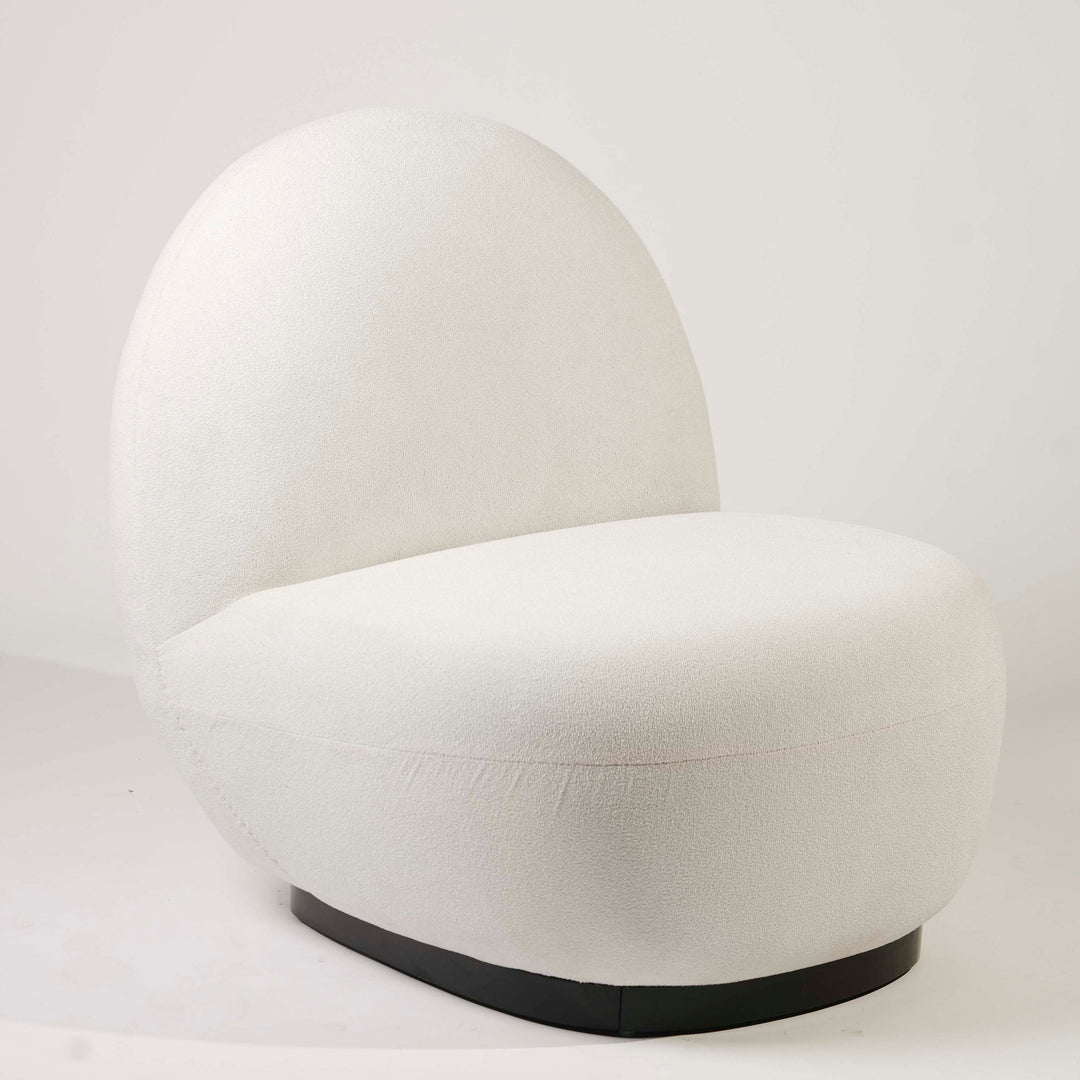 OVALUXE | Oval  Relaxing  Bouclé Chair